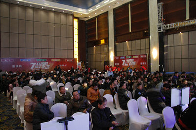 東風風行SX6萬人團購會鄭州站大賣收官