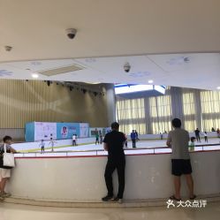 電話 地址 價格 營業時間 大上海城溜冰場團購 鄭州運動健身